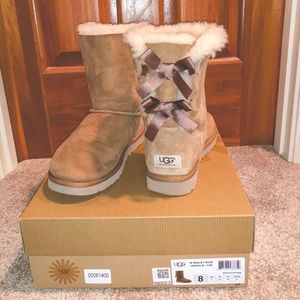Barely Worn Chestnut UGG Bailey Bow Boots